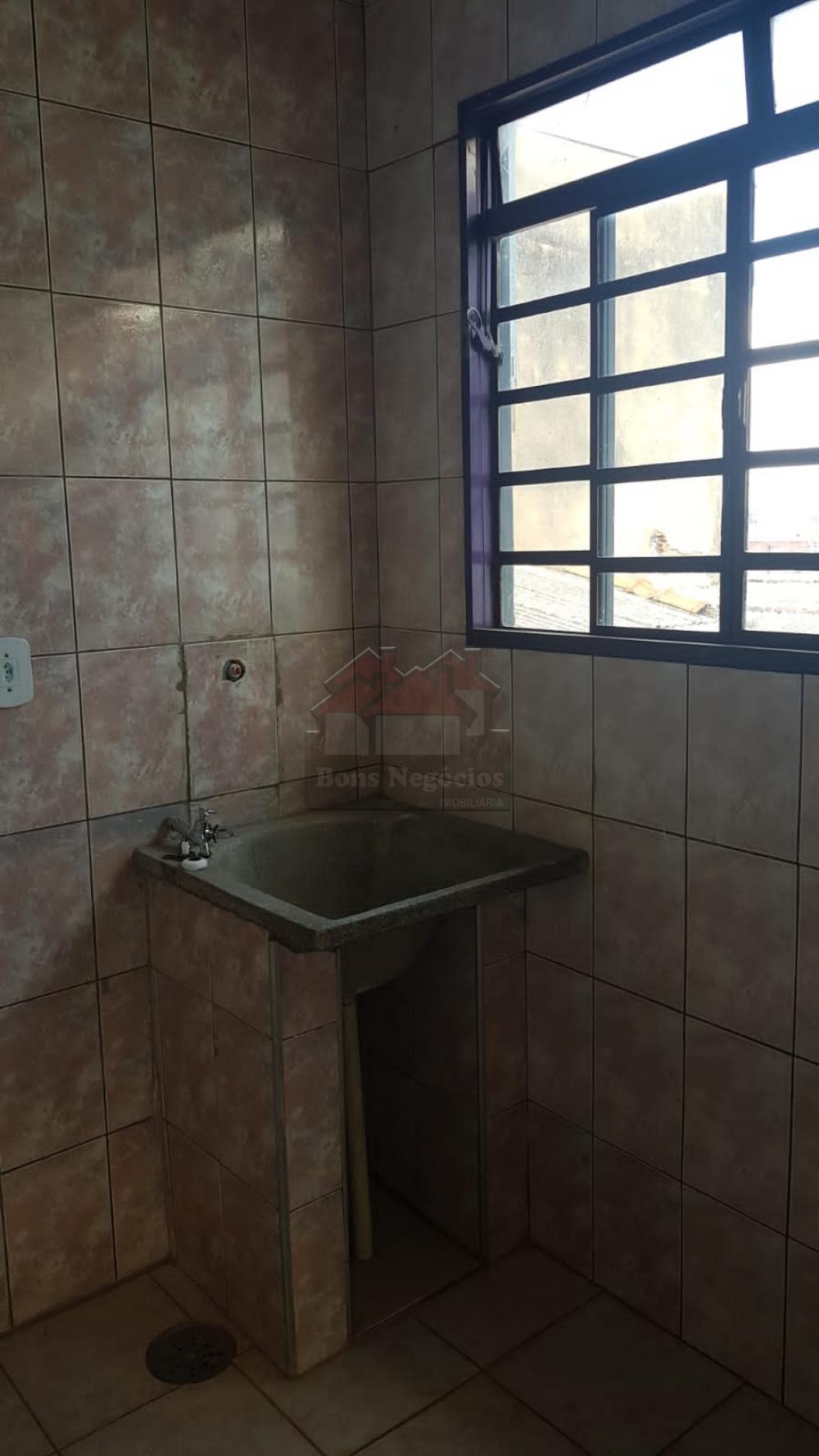 Alugar Apartamento / Padrão sem Condomínio em Ribeirão Preto R$ 600,00 - Foto 10