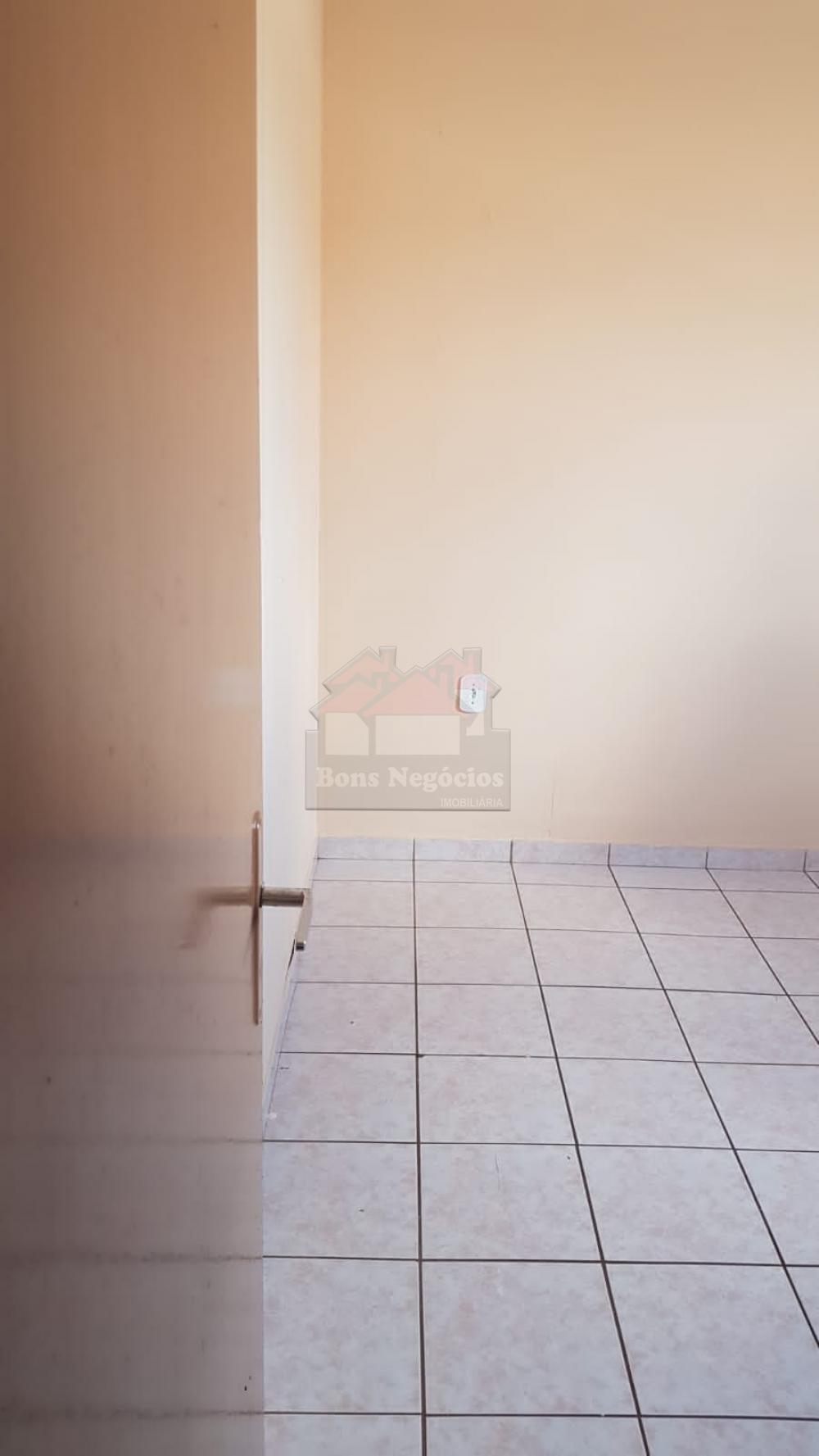 Alugar Apartamento / Padrão sem Condomínio em Ribeirão Preto R$ 450,00 - Foto 15