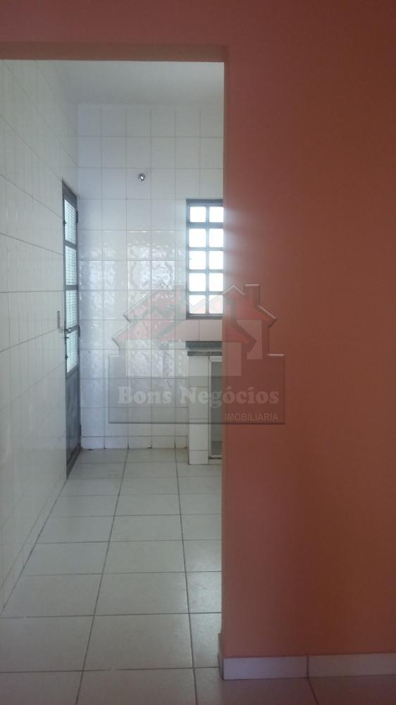 Alugar Casa / Padrão em Ribeirão Preto R$ 950,00 - Foto 8