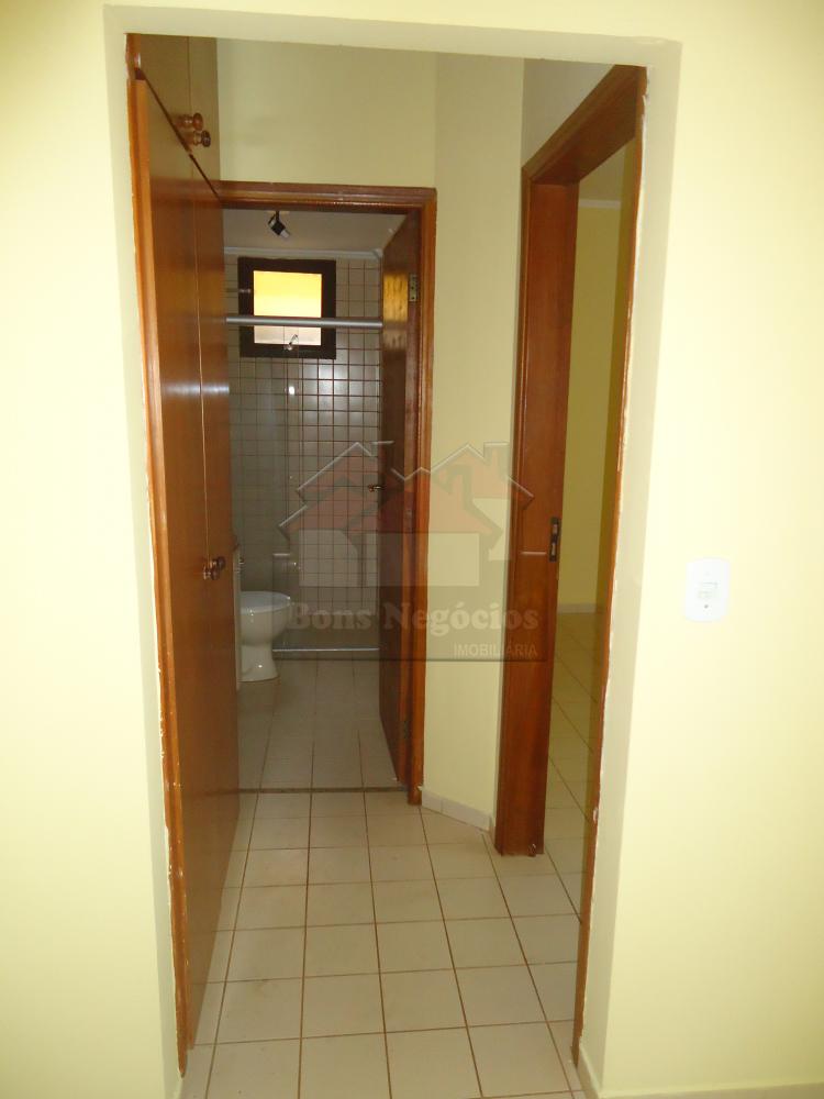 Alugar Apartamento / Padrão em Ribeirão Preto R$ 700,00 - Foto 8