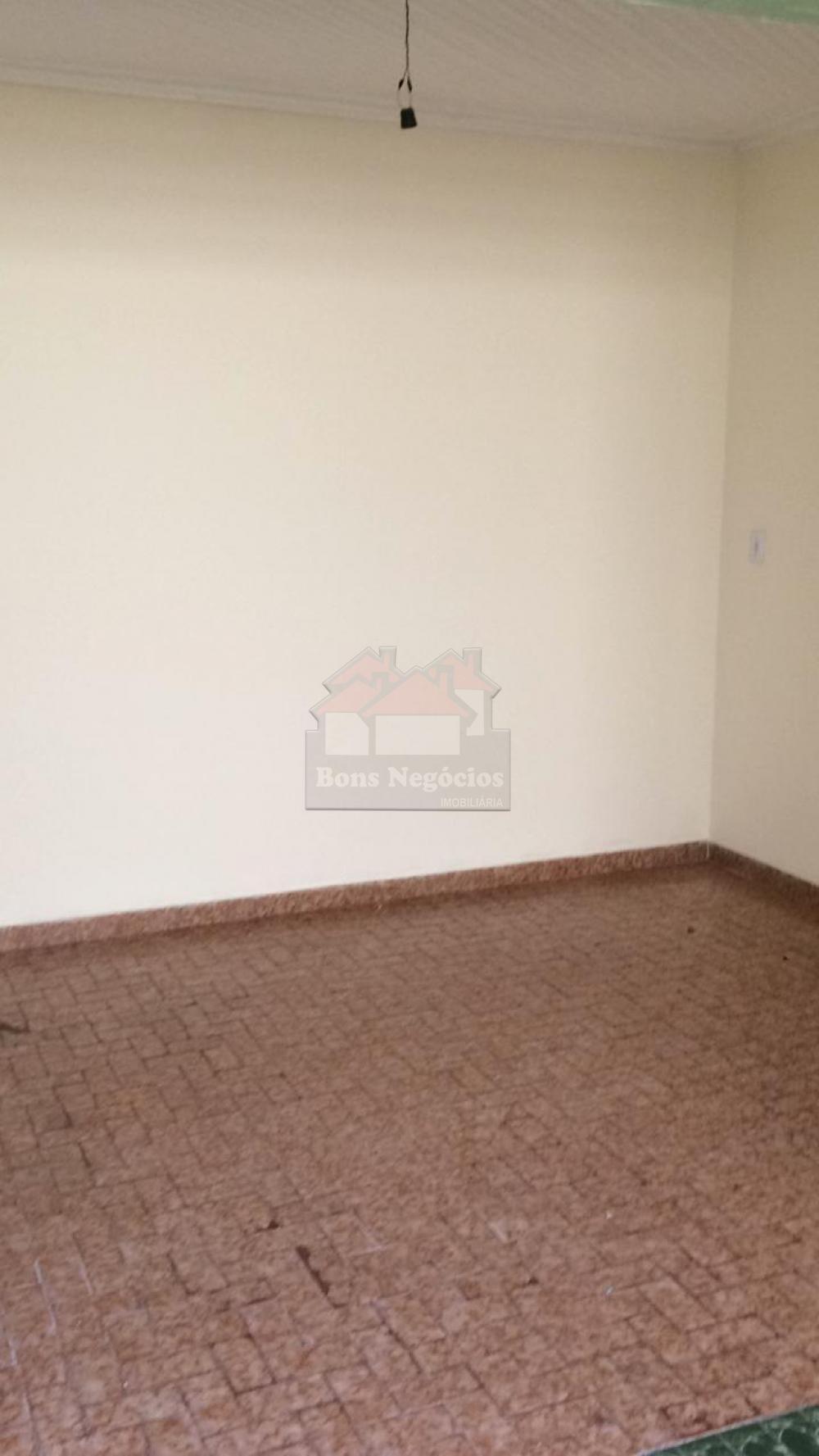 Alugar Casa / Padrão em Ribeirão Preto R$ 1.300,00 - Foto 14