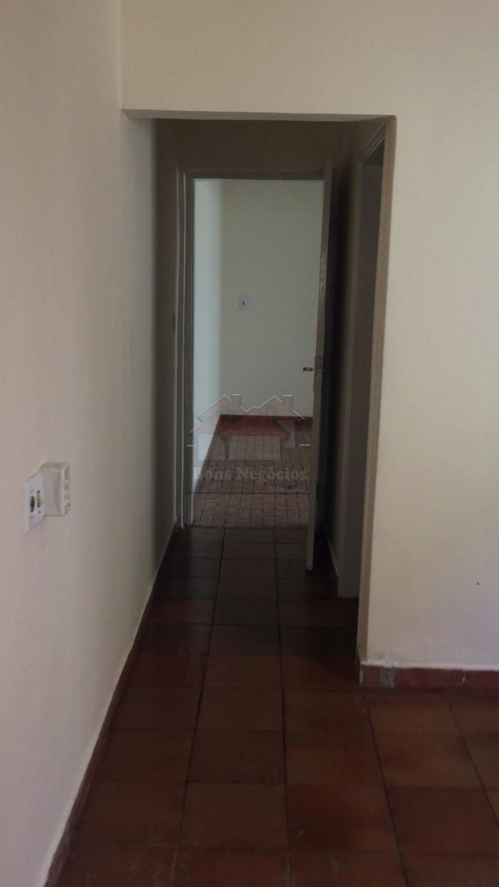 Alugar Casa / Padrão em Ribeirão Preto R$ 1.300,00 - Foto 21