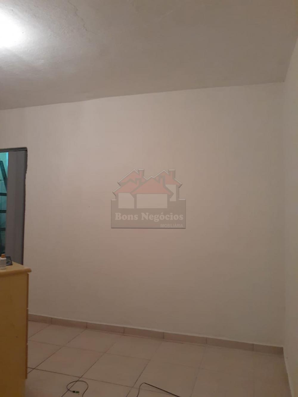 Alugar Casa / Padrão em Ribeirão Preto R$ 650,00 - Foto 3