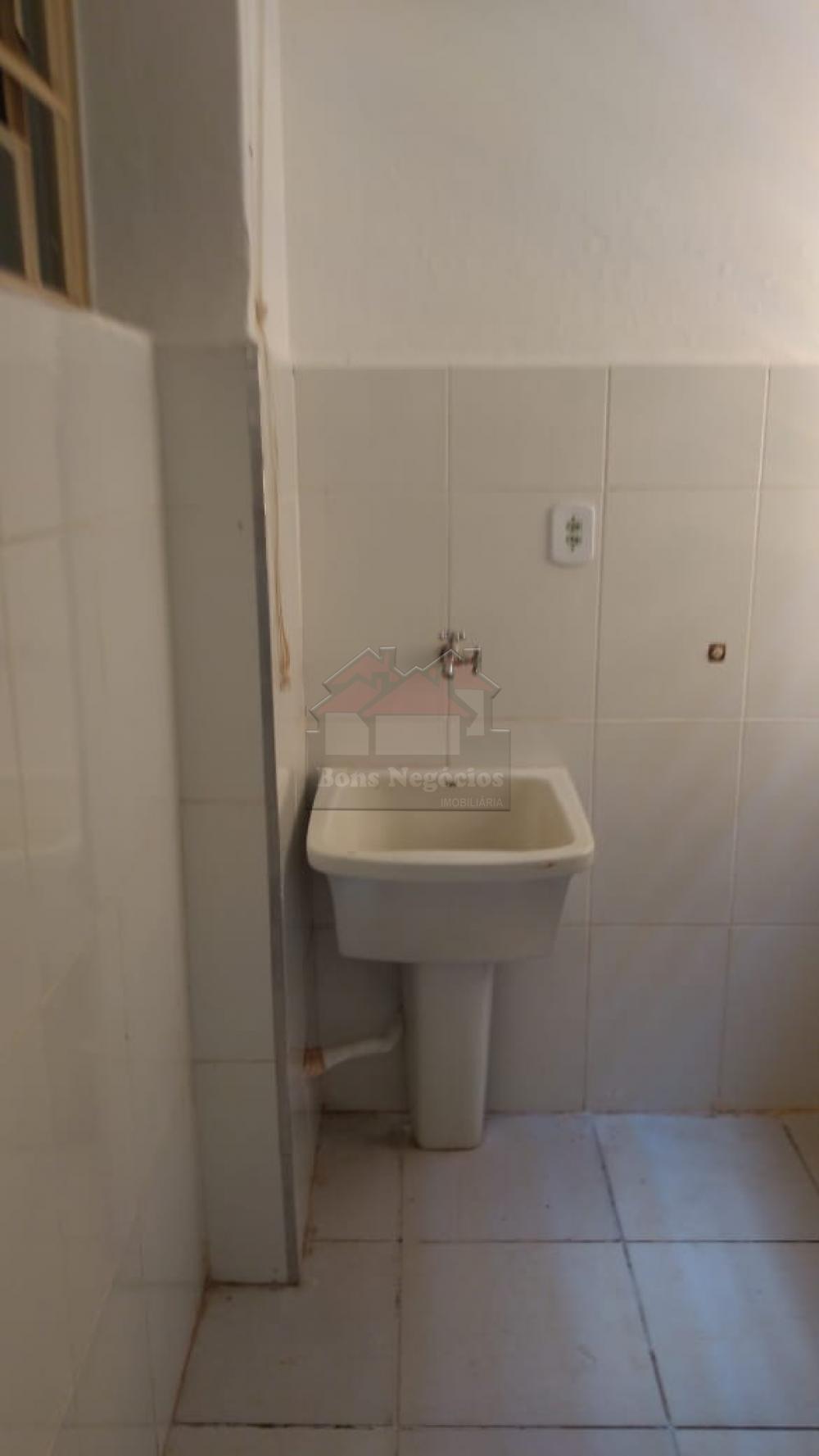 Alugar Apartamento / Padrão sem Condomínio em Ribeirão Preto R$ 750,00 - Foto 6