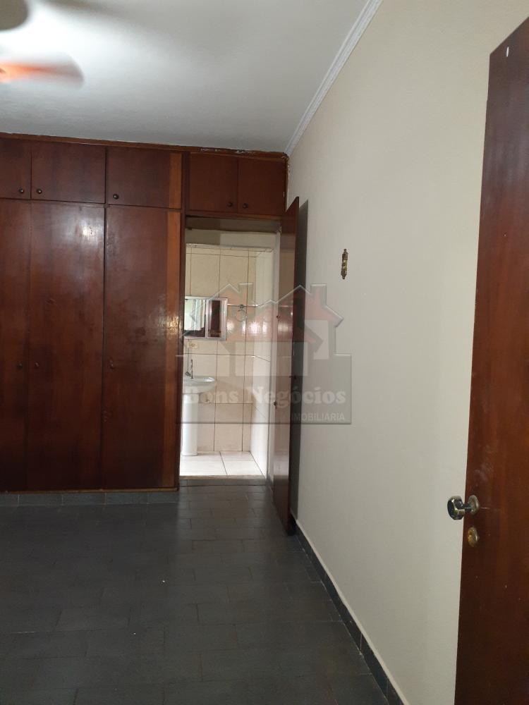 Alugar Casa / Padrão em Ribeirão Preto R$ 1.200,00 - Foto 12