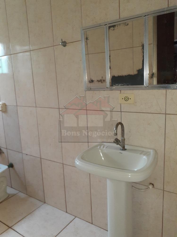 Alugar Casa / Padrão em Ribeirão Preto R$ 1.200,00 - Foto 14