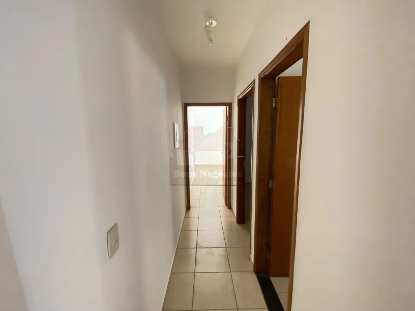Alugar Apartamento / Padrão em Ribeirão Preto R$ 1.200,00 - Foto 8