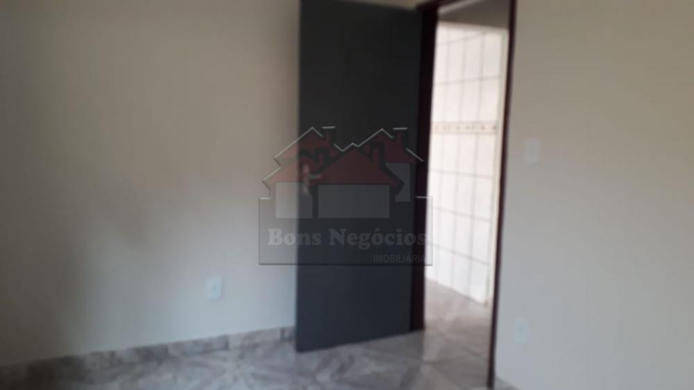 Alugar Casa / Padrão em Ribeirão Preto R$ 750,00 - Foto 8