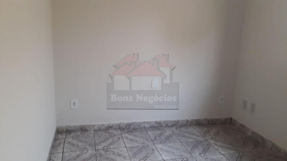 Alugar Casa / Padrão em Ribeirão Preto R$ 750,00 - Foto 10