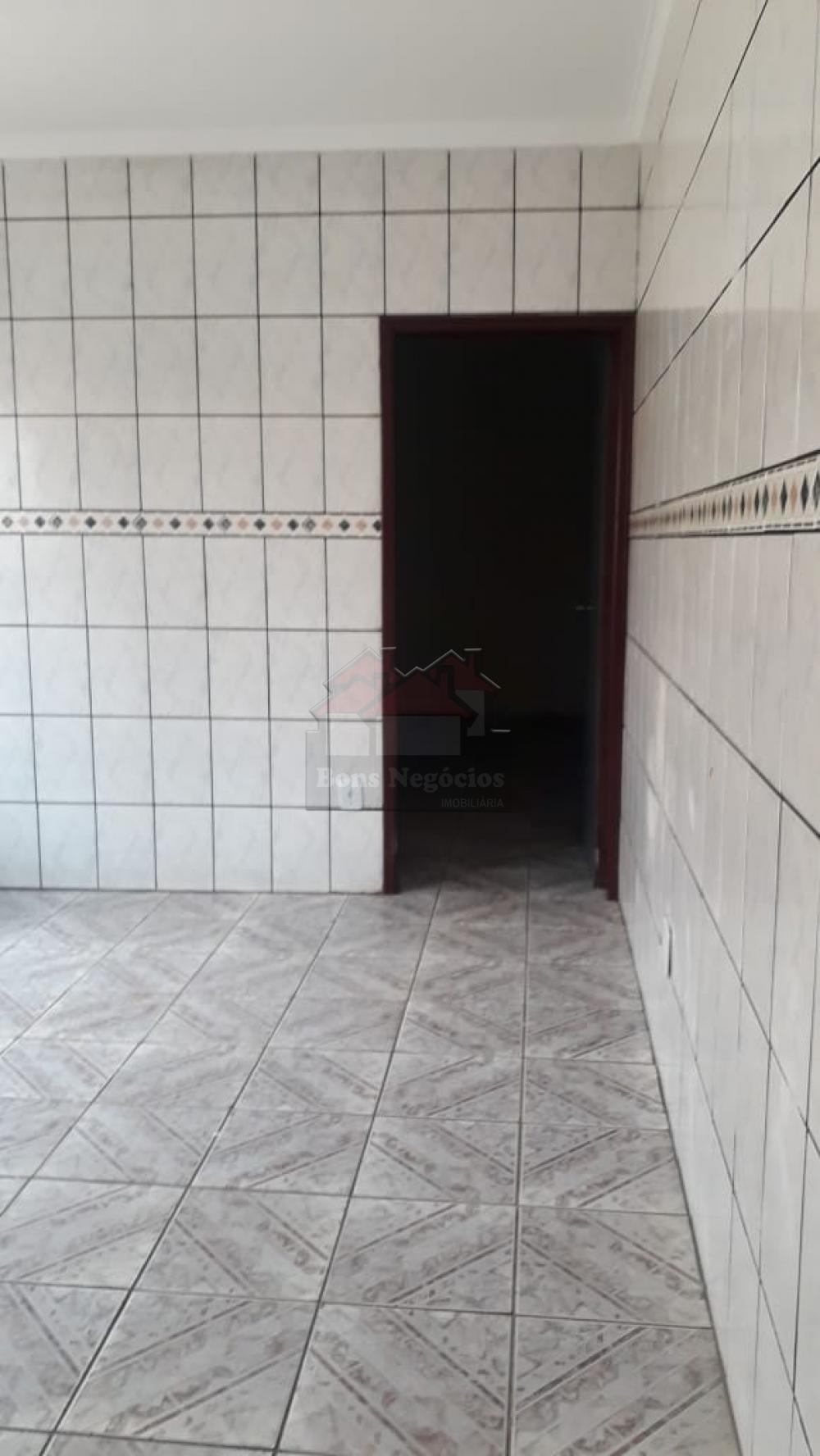 Alugar Casa / Padrão em Ribeirão Preto R$ 750,00 - Foto 12