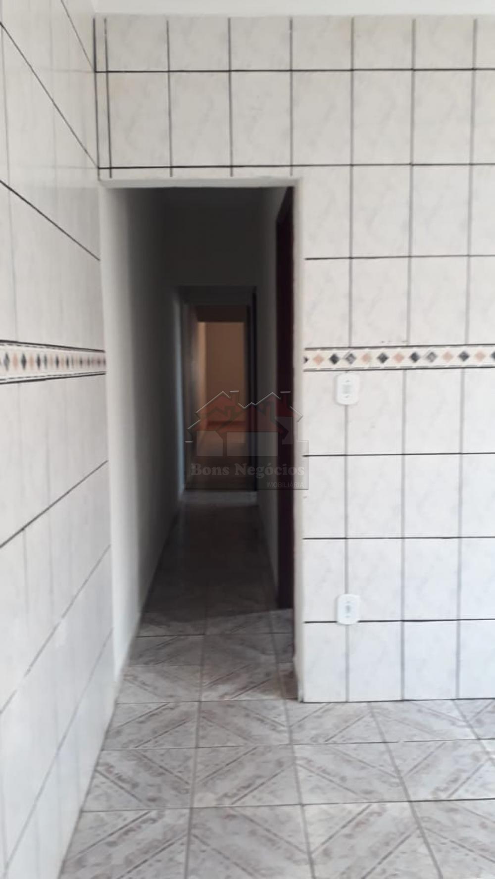 Alugar Casa / Padrão em Ribeirão Preto R$ 750,00 - Foto 17