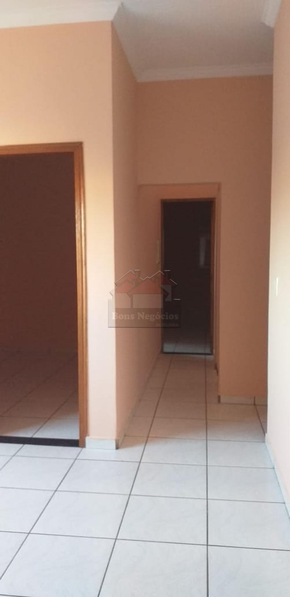Alugar Casa / Padrão em Ribeirão Preto R$ 1.650,00 - Foto 8