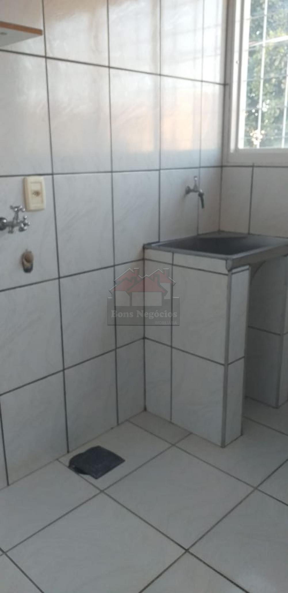 Alugar Casa / Padrão em Ribeirão Preto R$ 1.650,00 - Foto 11