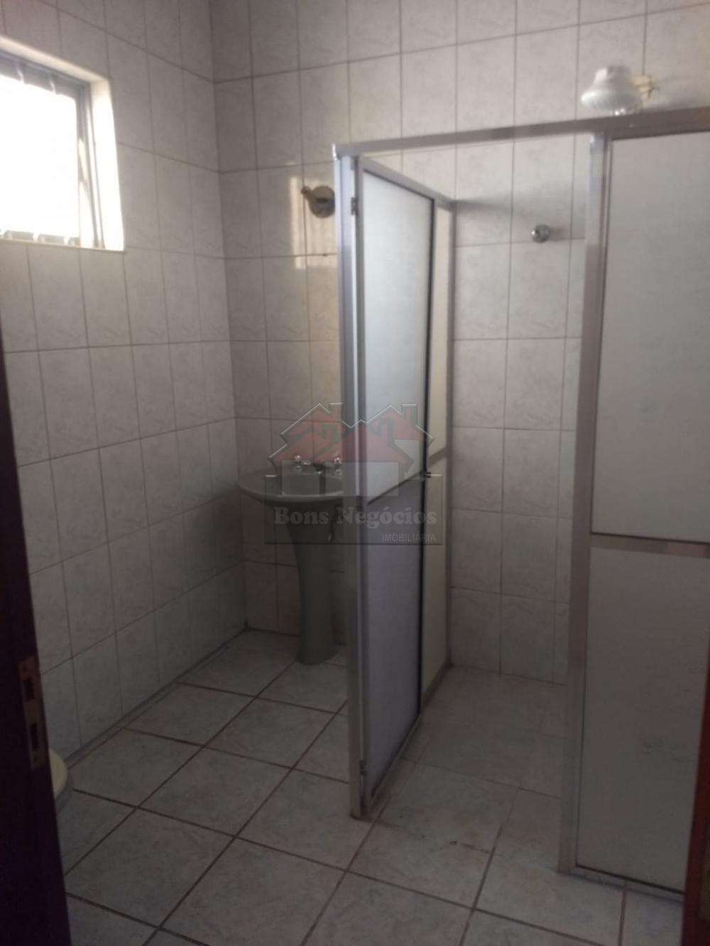 Alugar Casa / Padrão em Ribeirão Preto R$ 2.000,00 - Foto 14