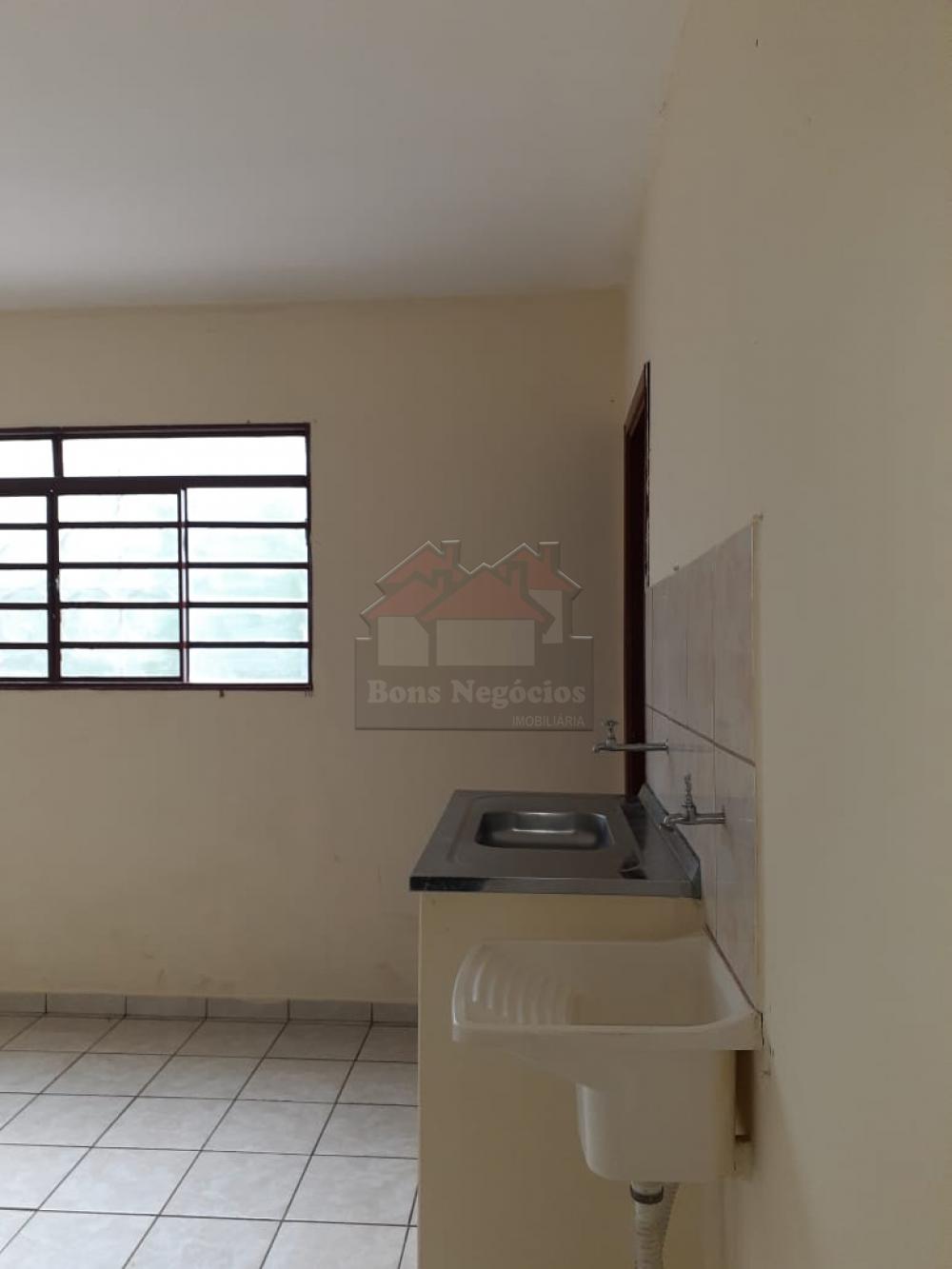 Alugar Apartamento / Kitchnet em Ribeirão Preto R$ 400,00 - Foto 7