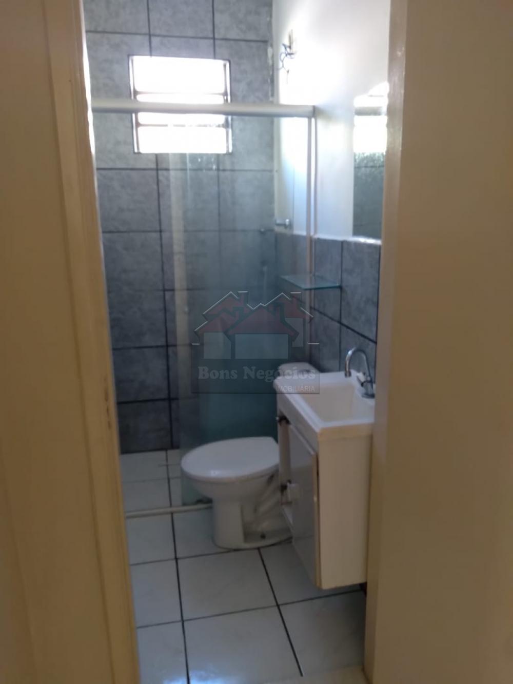 Alugar Casa / Padrão em Ribeirão Preto R$ 1.100,00 - Foto 14