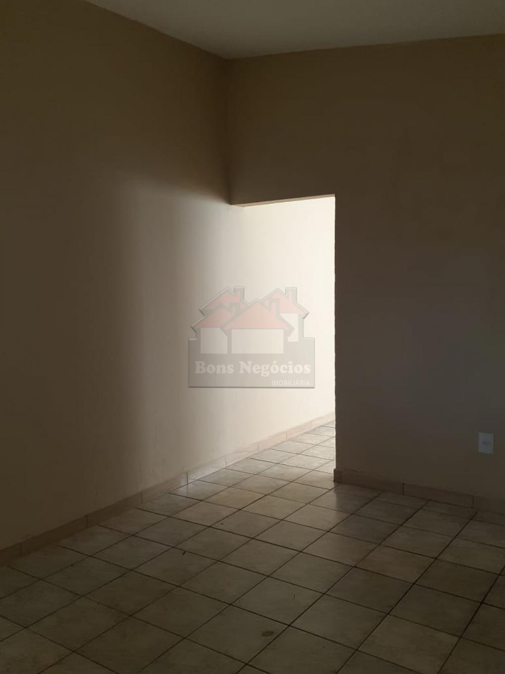 Alugar Casa / Padrão em Ribeirão Preto R$ 900,00 - Foto 9