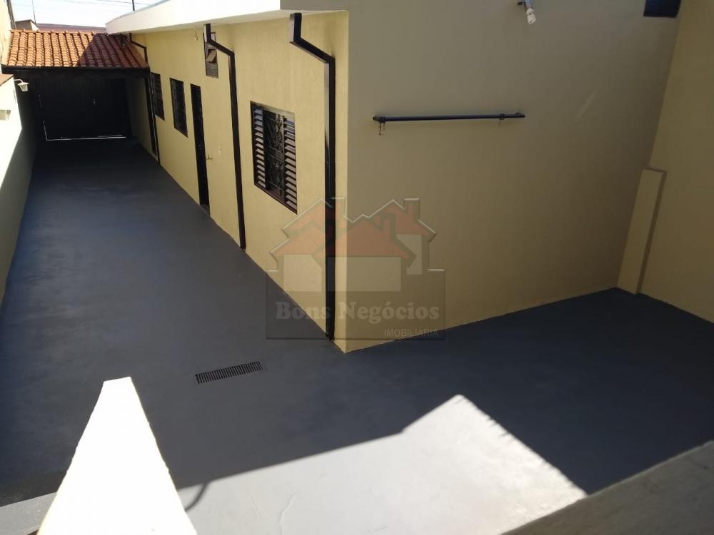 Alugar Casa / Padrão em Ribeirão Preto R$ 1.000,00 - Foto 4