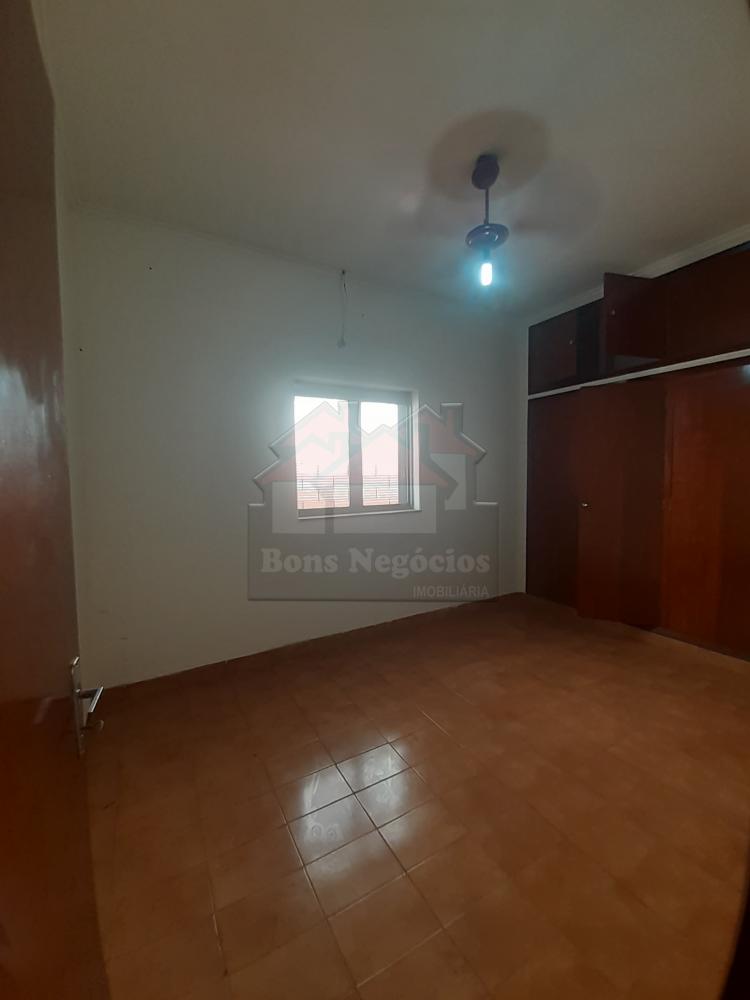 Alugar Casa / Residencial e Comercial em Ribeirão Preto R$ 1.600,00 - Foto 14