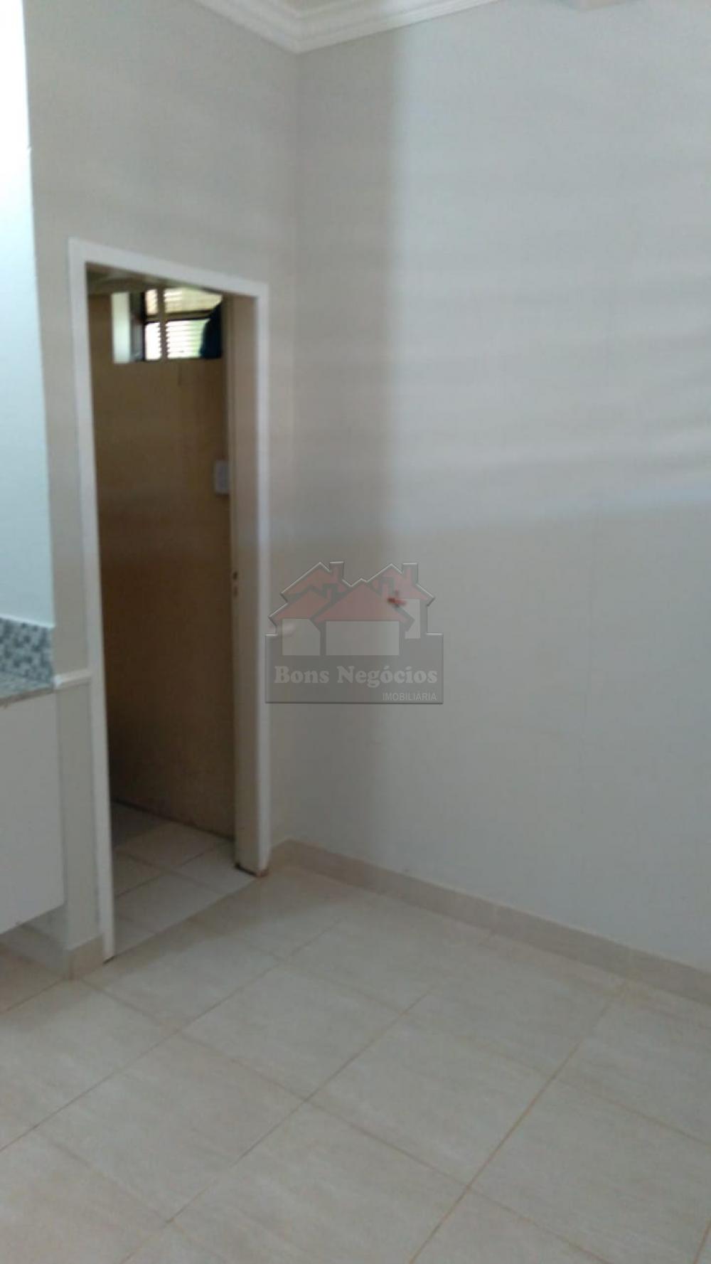 Alugar Comercial / Salão em Ribeirão Preto R$ 700,00 - Foto 10
