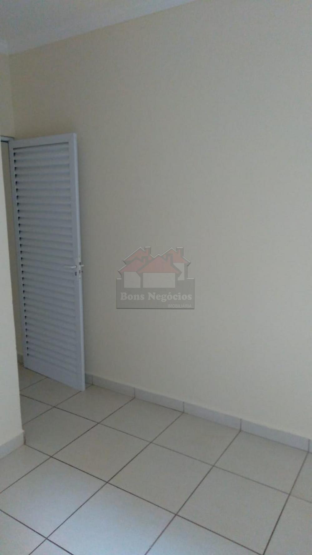 Alugar Casa / Padrão em Ribeirão Preto R$ 800,00 - Foto 11