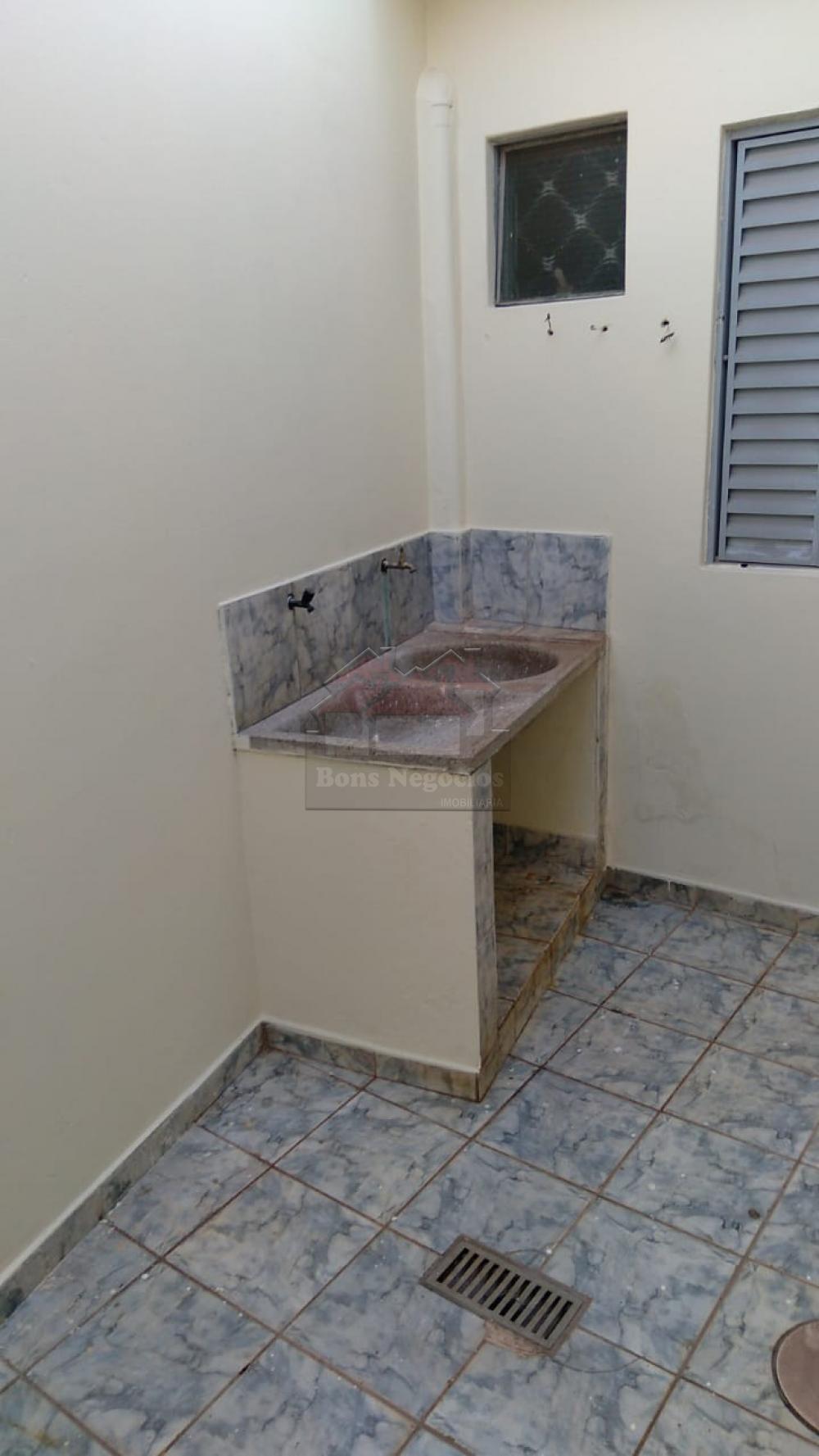 Alugar Casa / Padrão em Ribeirão Preto R$ 1.000,00 - Foto 12