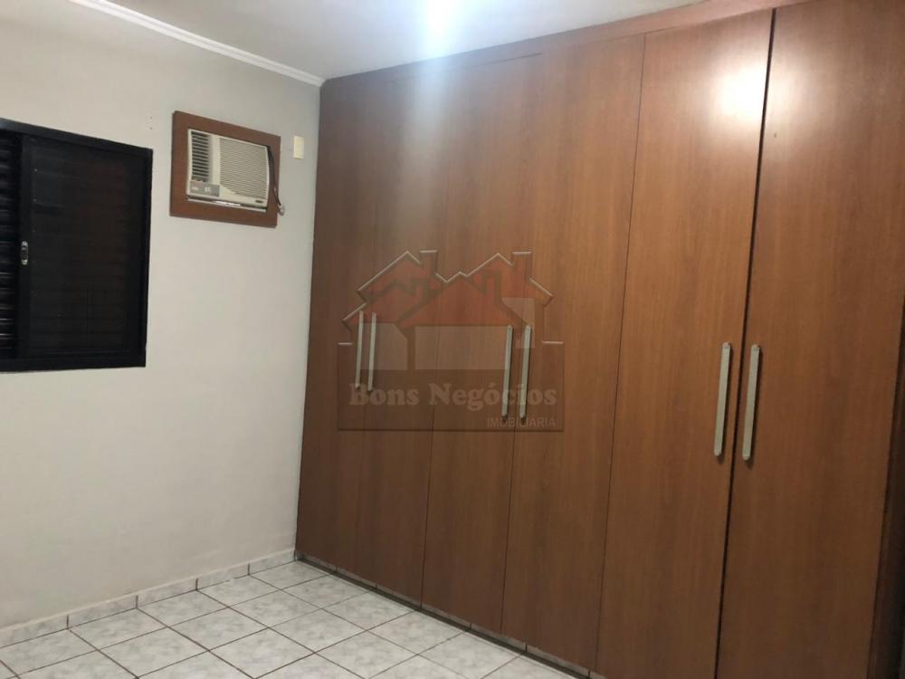 Alugar Casa / Padrão em Ribeirão Preto R$ 1.300,00 - Foto 13