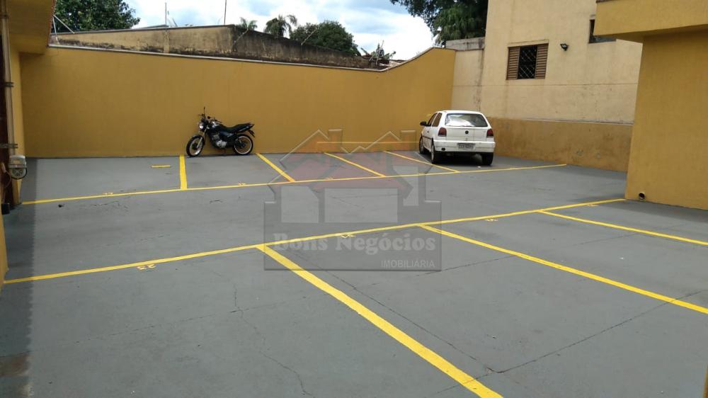 Alugar Apartamento / Padrão em Ribeirão Preto R$ 600,00 - Foto 2