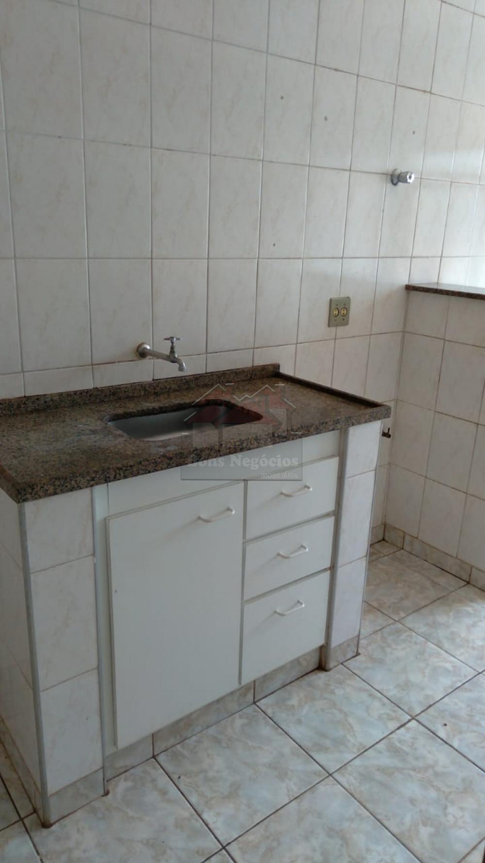 Alugar Apartamento / Padrão em Ribeirão Preto R$ 600,00 - Foto 7