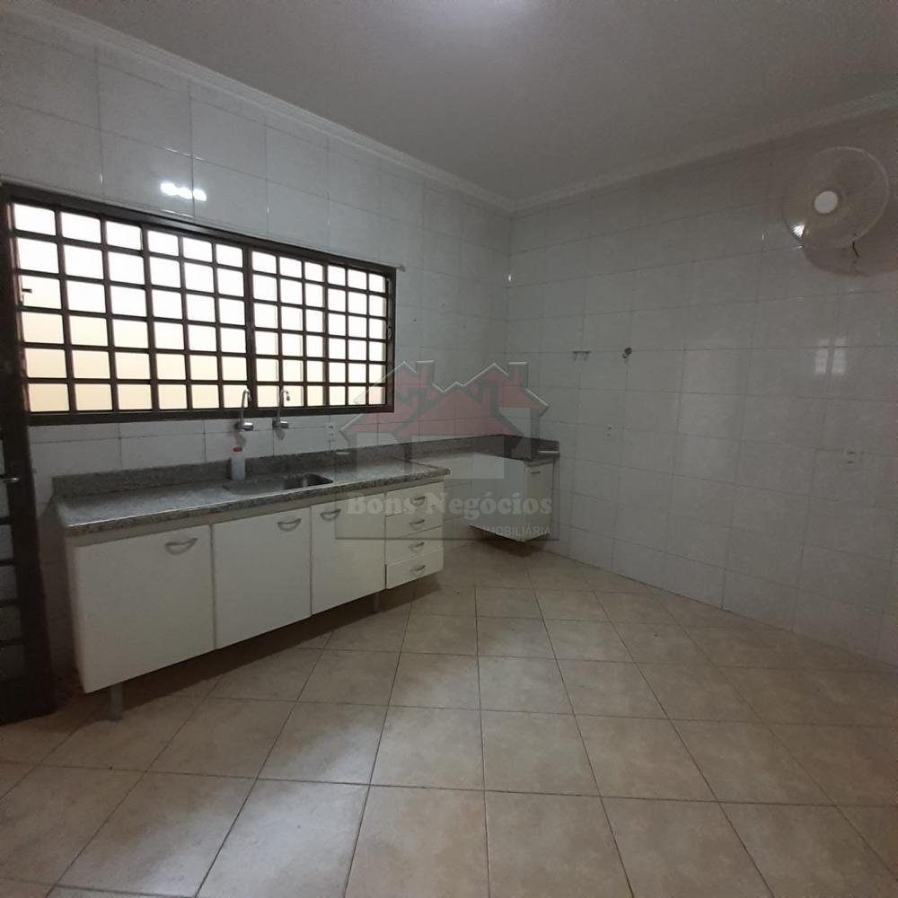 Alugar Casa / Alto Padrão em Ribeirão Preto R$ 2.700,00 - Foto 5