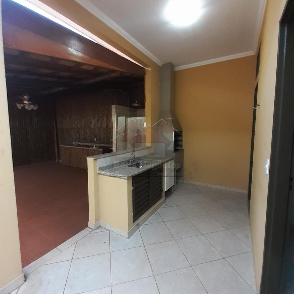 Alugar Casa / Alto Padrão em Ribeirão Preto R$ 2.700,00 - Foto 19