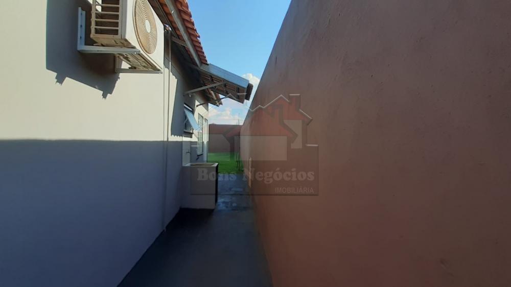 Alugar Casa / Padrão em Ribeirão Preto R$ 1.300,00 - Foto 14
