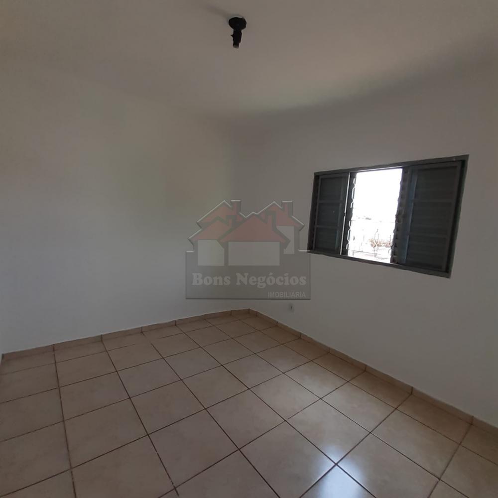 Alugar Casa / Padrão em Ribeirão Preto R$ 900,00 - Foto 7
