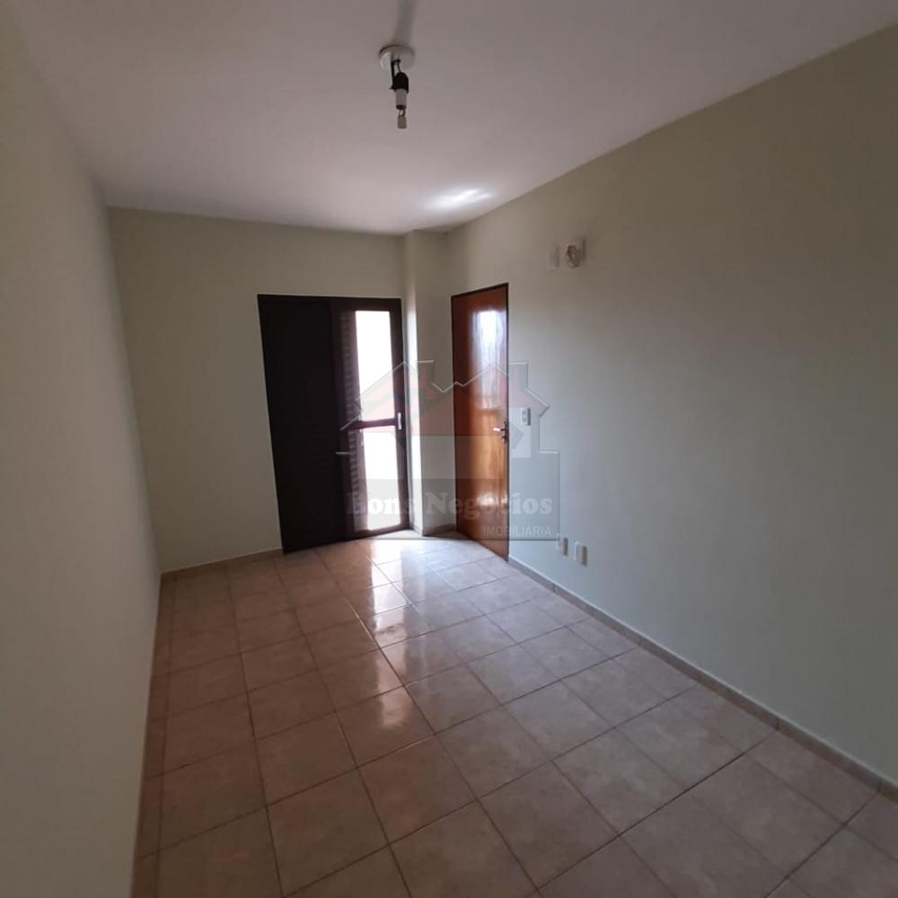 Alugar Apartamento / Padrão em Ribeirão Preto R$ 1.000,00 - Foto 13