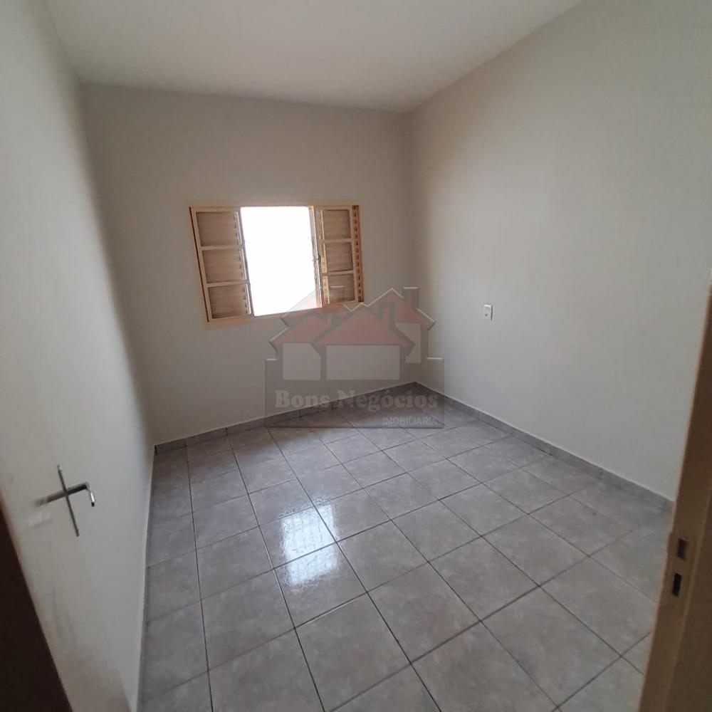 Alugar Casa / Padrão em Ribeirão Preto R$ 800,00 - Foto 8