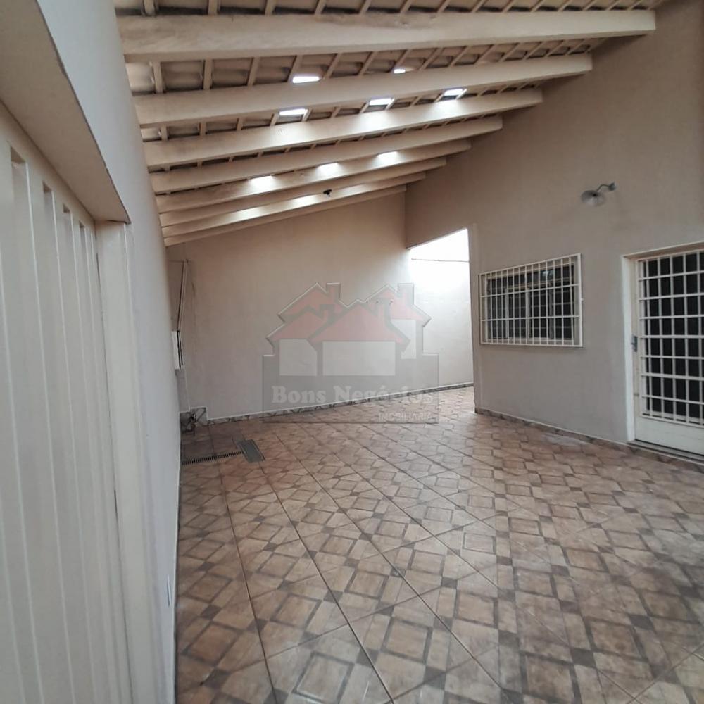 Alugar Casa / Padrão em Ribeirão Preto R$ 800,00 - Foto 3