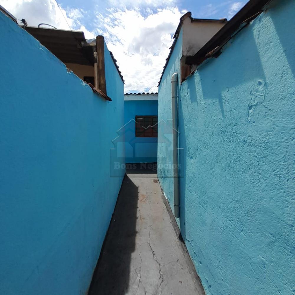 Alugar Casa / Padrão em Ribeirão Preto R$ 600,00 - Foto 3