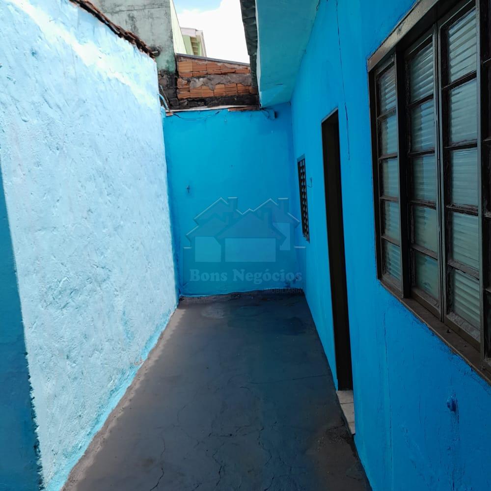 Alugar Casa / Padrão em Ribeirão Preto R$ 600,00 - Foto 6