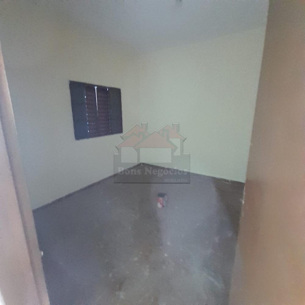 Alugar Casa / Padrão em Ribeirão Preto R$ 600,00 - Foto 8