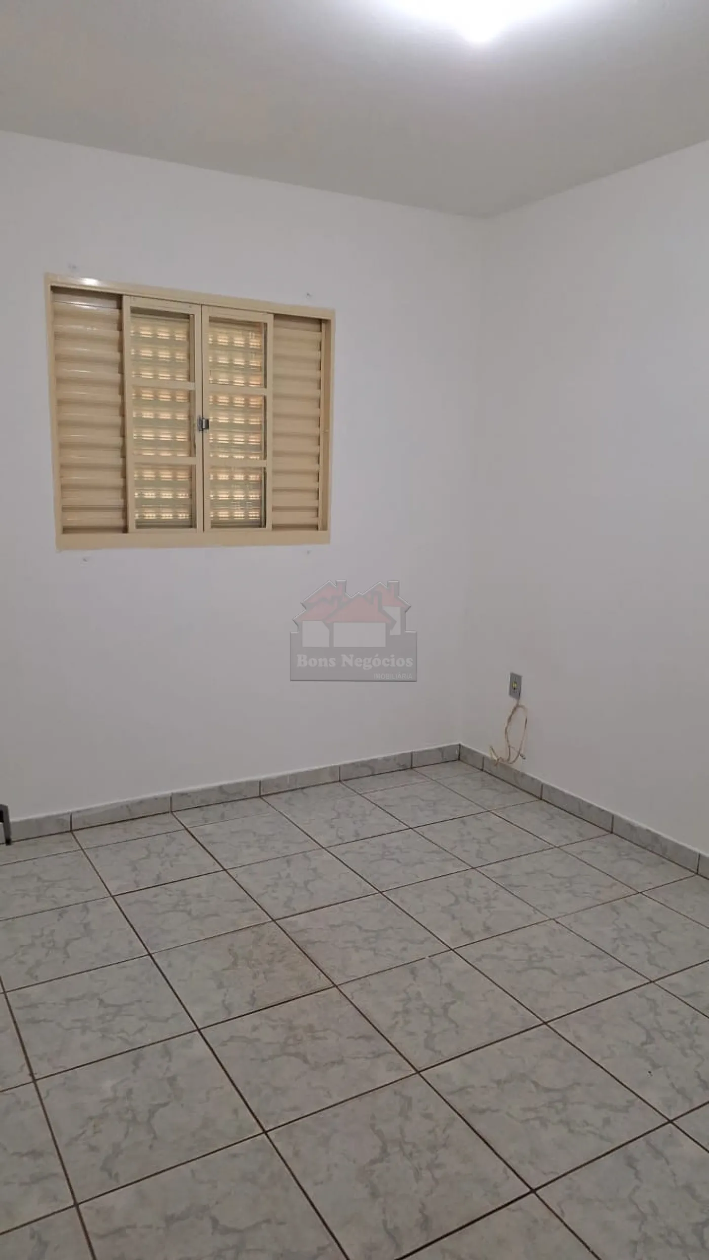 Alugar Casa / Padrão em Ribeirão Preto R$ 1.000,00 - Foto 9