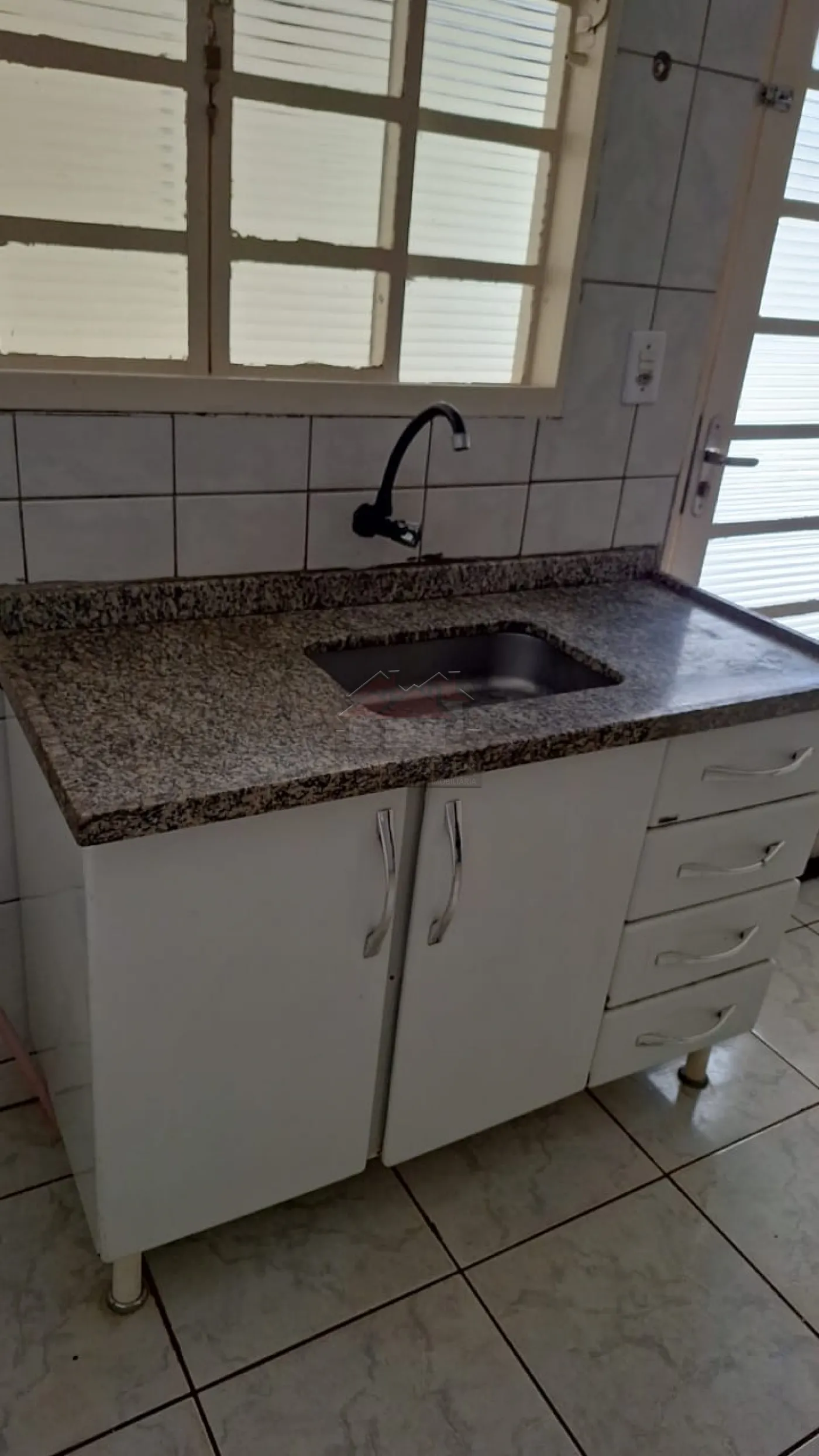 Alugar Casa / Padrão em Ribeirão Preto R$ 1.000,00 - Foto 6