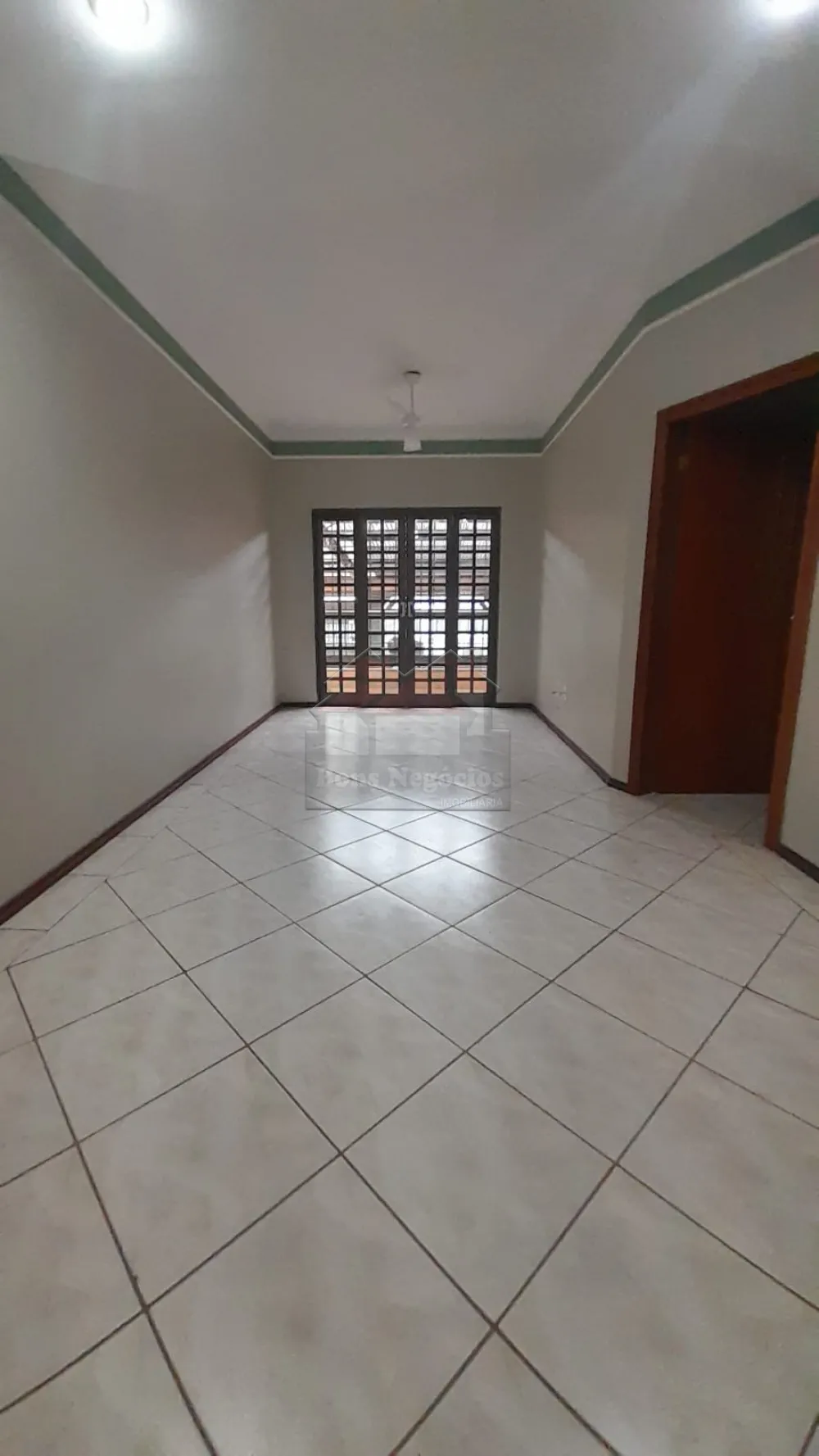 Alugar Apartamento / Aluguel em Ribeirão Preto R$ 1.600,00 - Foto 3