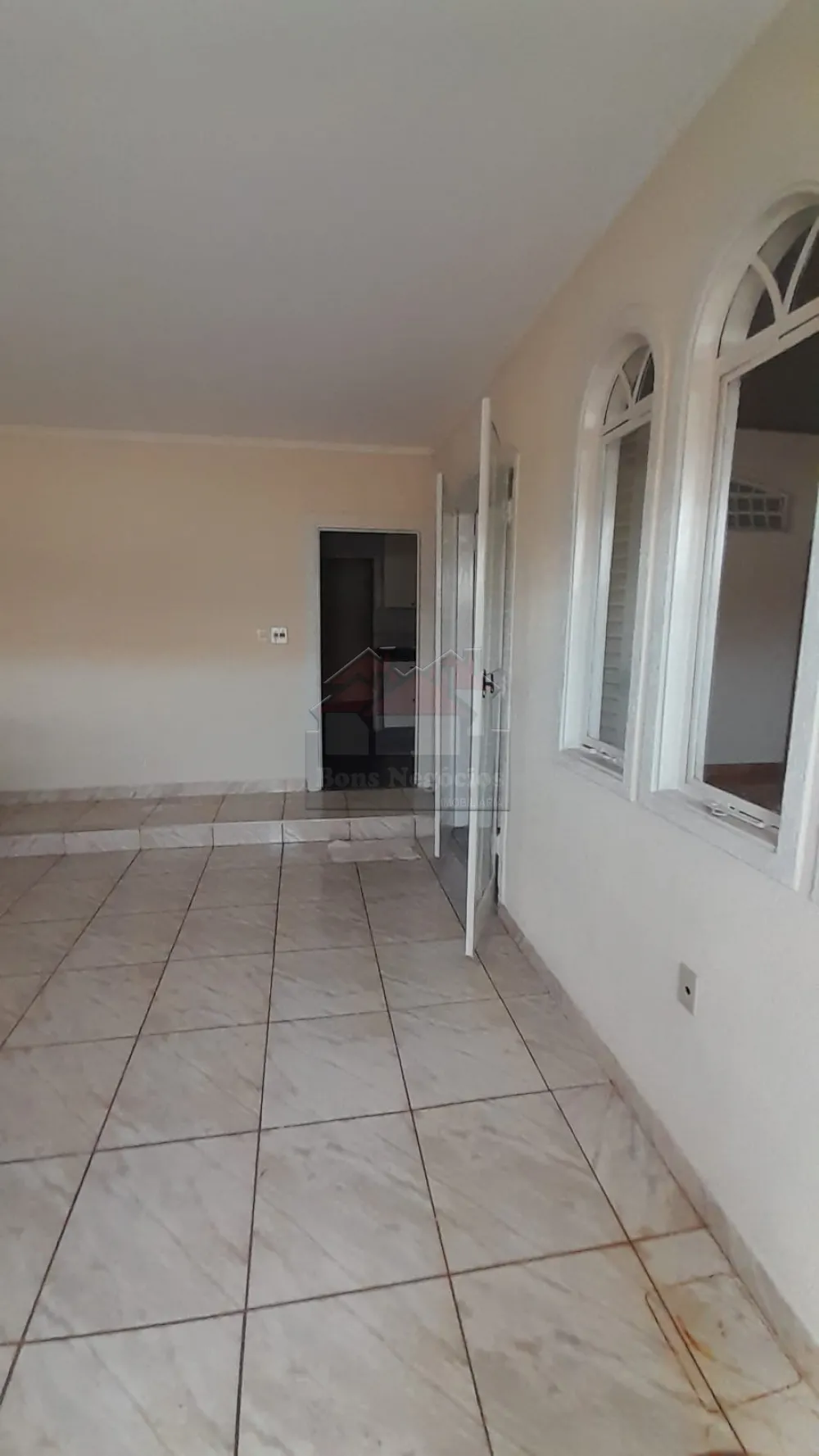 Alugar Casa / Alto Padrão em Ribeirão Preto R$ 2.400,00 - Foto 2