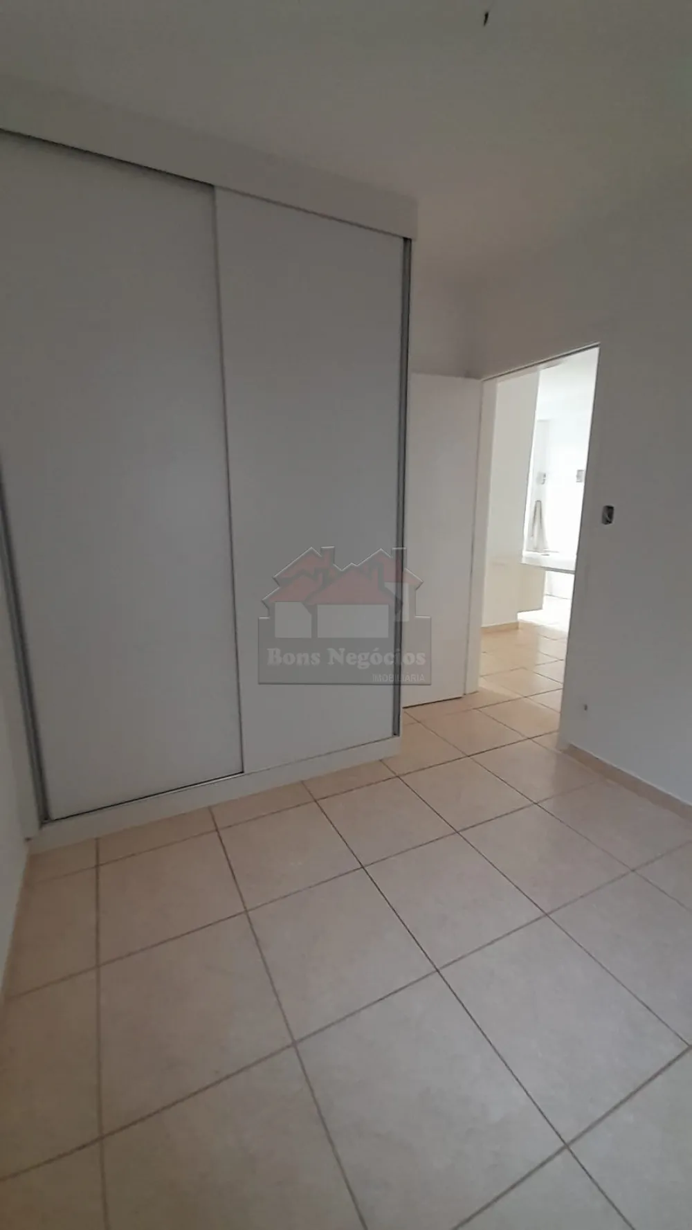 Alugar Apartamento / Aluguel em Ribeirão Preto R$ 800,00 - Foto 5