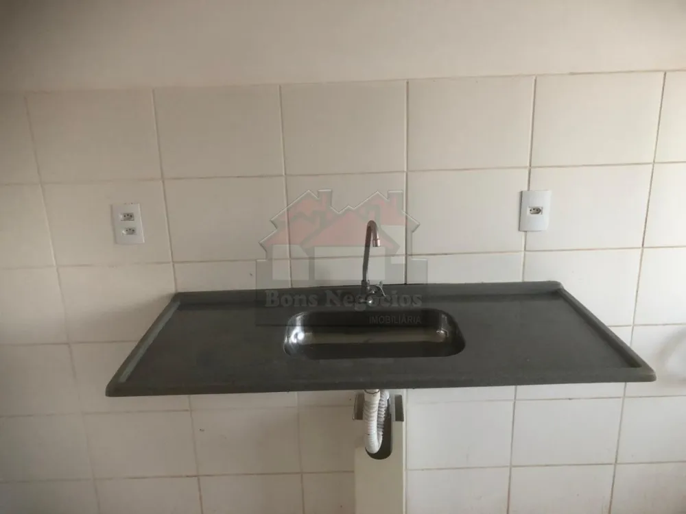 Alugar Apartamento / Padrão em Ribeirão Preto R$ 540,00 - Foto 4