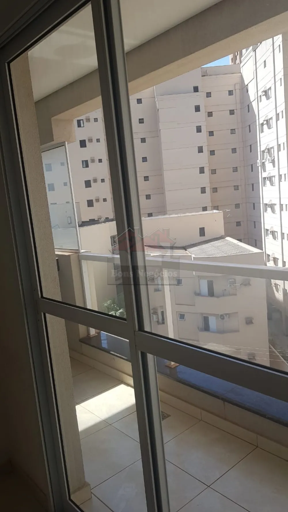 Alugar Apartamento / Aluguel em Ribeirão Preto R$ 1.600,00 - Foto 2