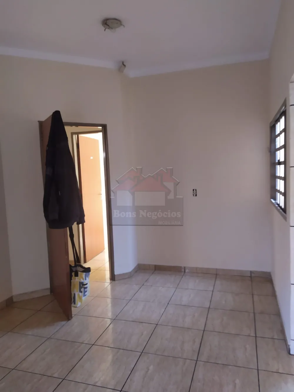 Alugar Casa / Padrão em Ribeirão Preto R$ 1.300,00 - Foto 17