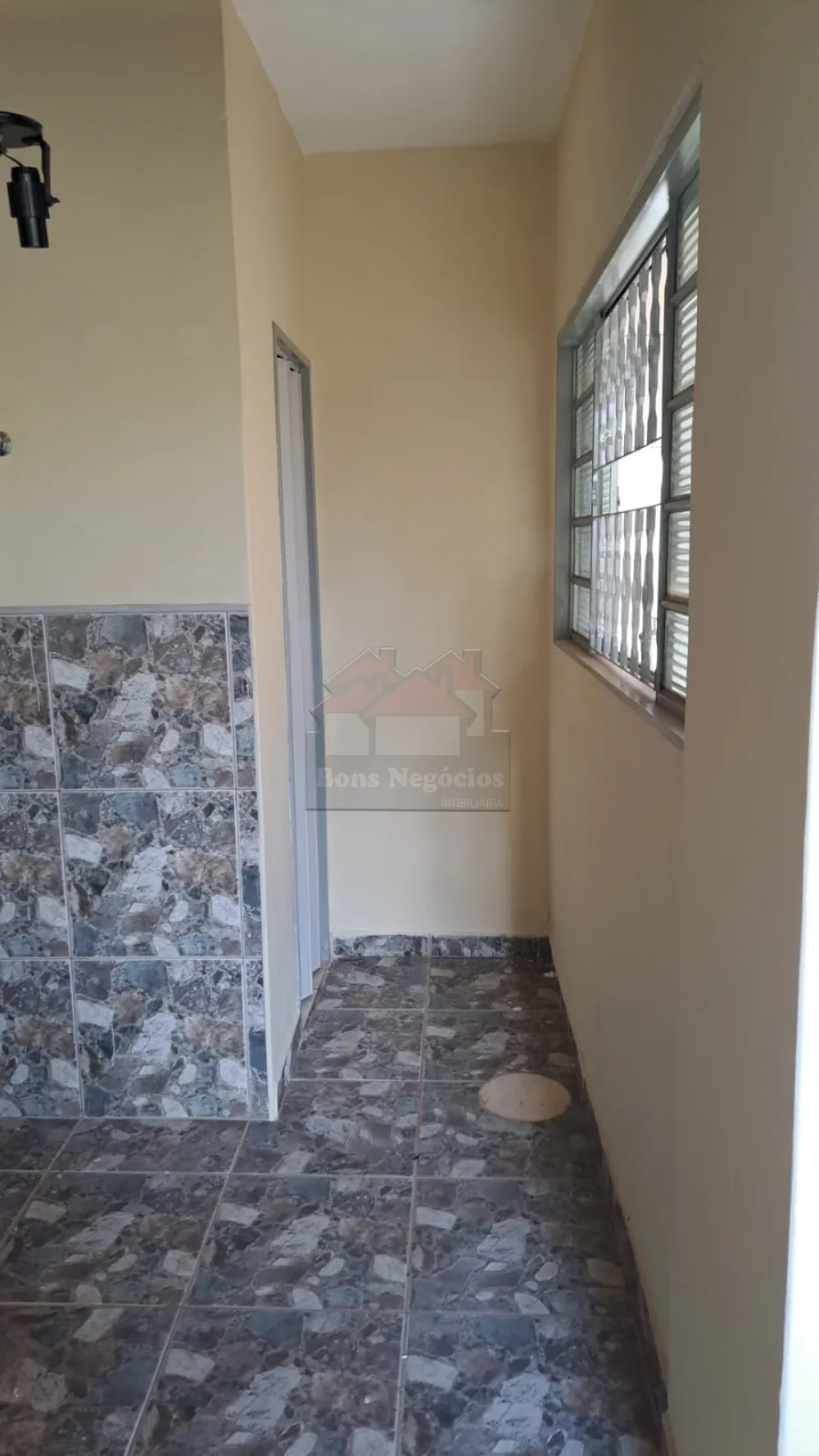 Alugar Casa / Alto Padrão em Ribeirão Preto R$ 1.300,00 - Foto 16