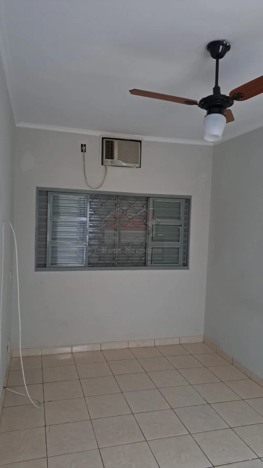Alugar Casa / Alto Padrão em Ribeirão Preto R$ 1.300,00 - Foto 6