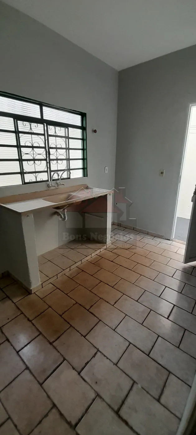 Alugar Casa / Padrão em Ribeirão Preto R$ 900,00 - Foto 7